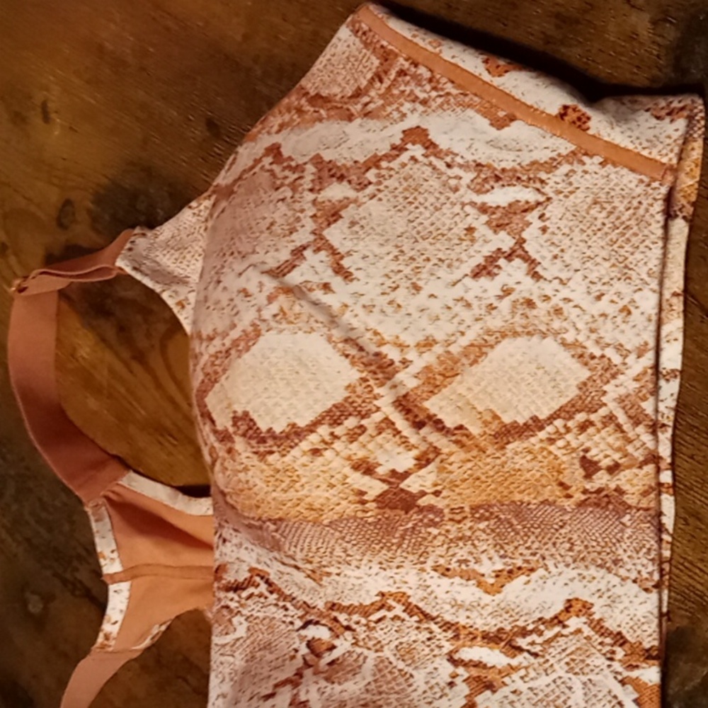 NWOT Victoria's Secret 36DD On Point Terra Cotta Wirefree Racerback Sports Bra - Picture 5 of 12